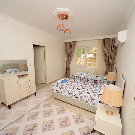 Prima 9+2 Hotel *