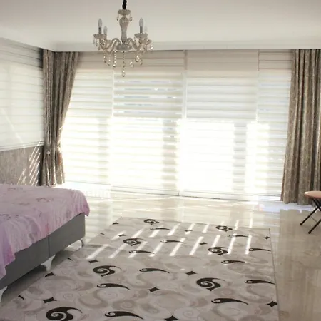 Prima 9+2 Hotel